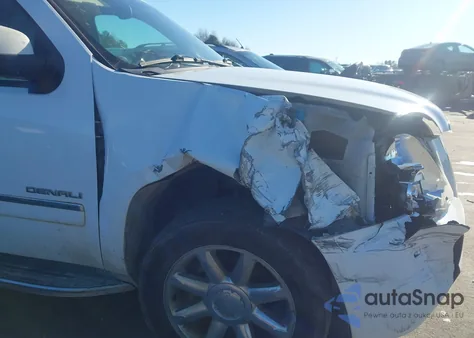 2011 GMC Yukon Xl 1500 Denali из США, поврежденный, VIN 1GKS2MEF0BR139622